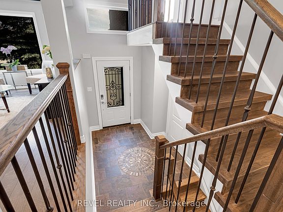 4th image of 83 Depeuter Cres