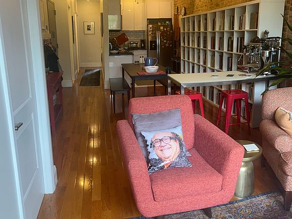 3rd image of 505 Rogers Ave #1