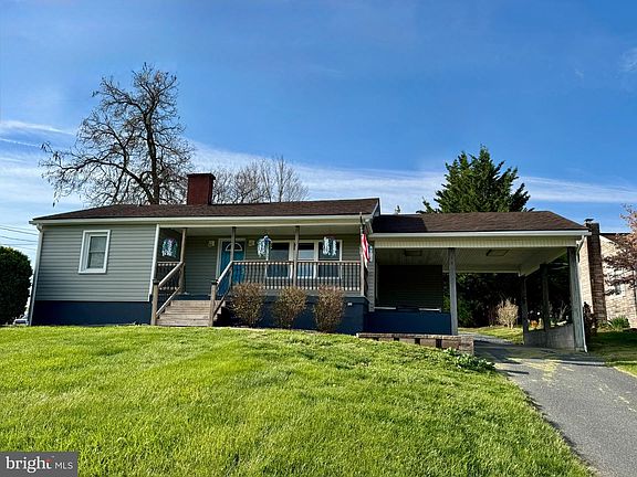 2nd image of 830 New Hope Rd