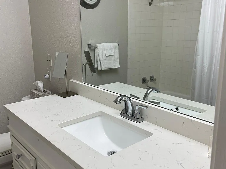 2805 Delta Dr — Photo 8