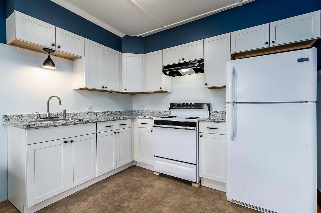 32 Patterson St — Photo 1