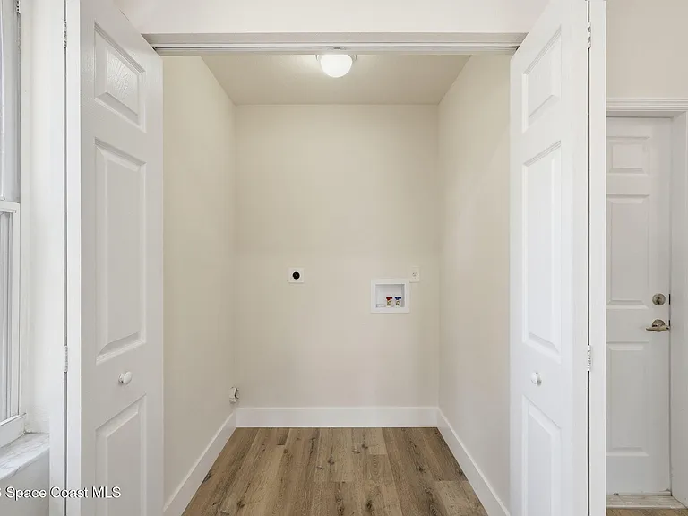 3009 Elizabeth St — Photo 22