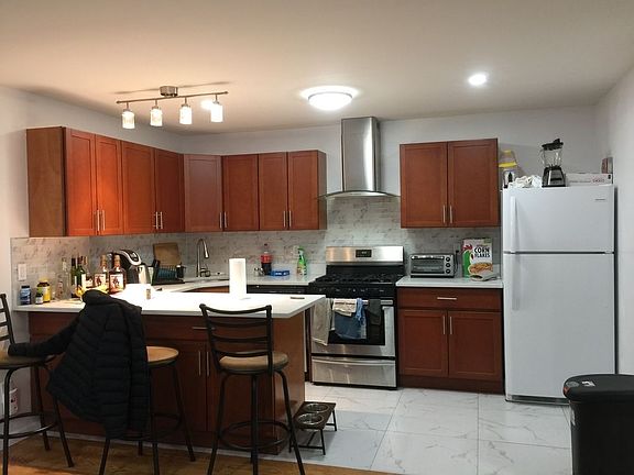 3rd image of 386 5th Ave #2FF