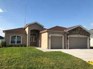 7070 Highlands Creek Ave, Lakeland, FL 33813