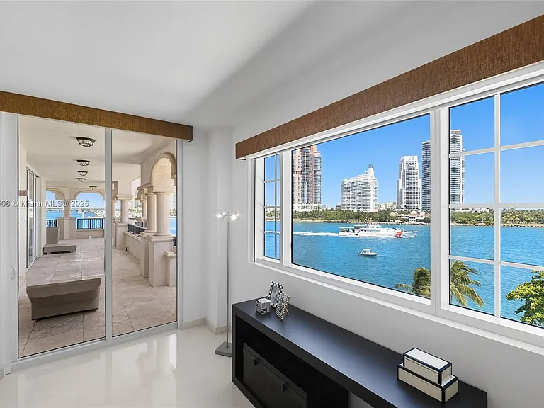 7141 Fisher Island Dr #7141 — Photo 20