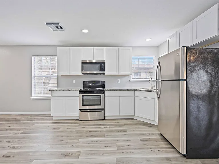 1728 Connorvale Rd #B — Photo 27