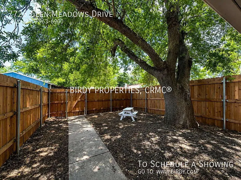 7726 Glen Meadows Dr — Photo 40