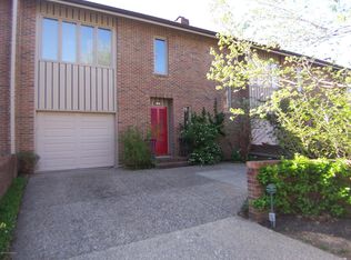 3840 Washington Sq, Saint Matthews, KY 40207