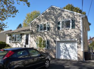 640 Exeter Rd, Linden, NJ 07036