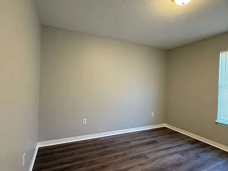 2708 Greenwood Ave — Photo 14