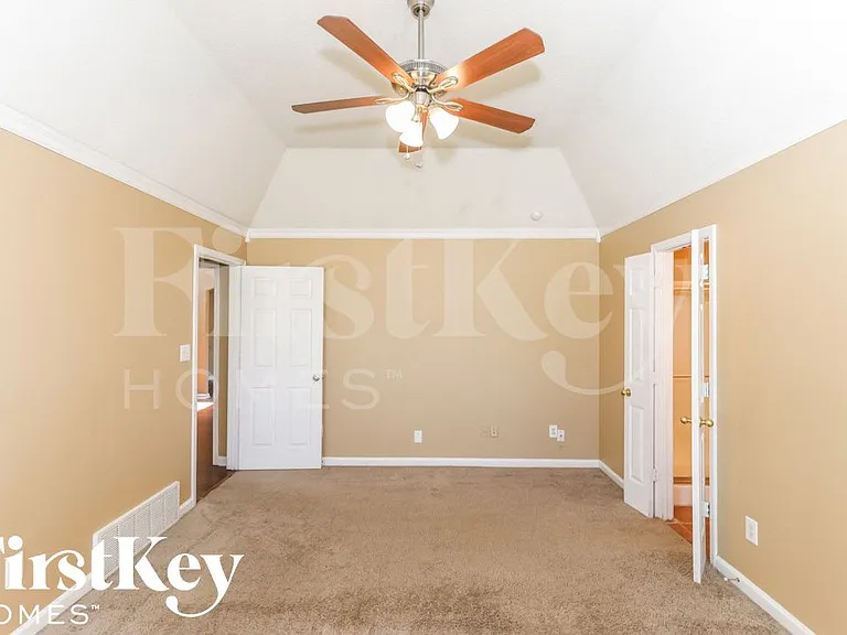 9920 Calderdale Dr — Photo 9