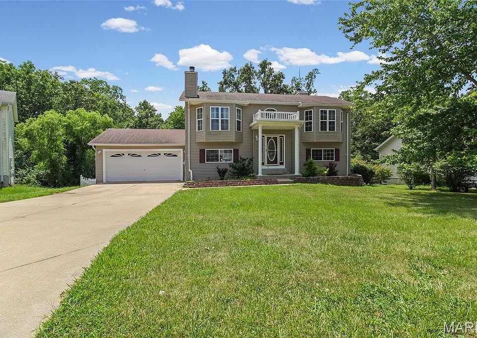1st image of 704 Sportsmans Ct
