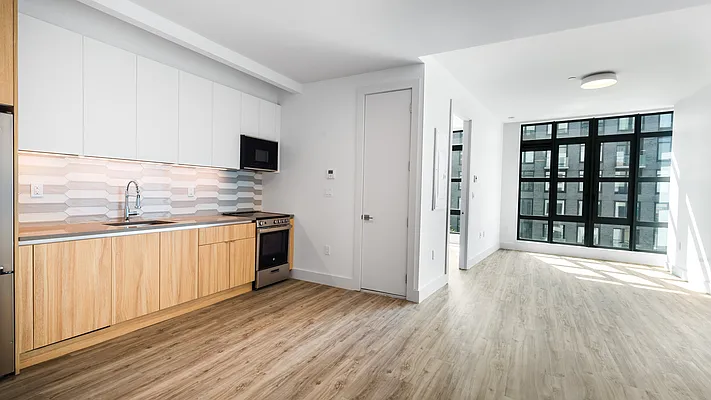 Rented by Nooklyn NYC LLC | media 21