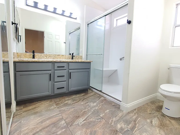 8378 Cool Creek Ave — Photo 6