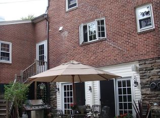 123 Newton Ave N, Worcester, MA 01609