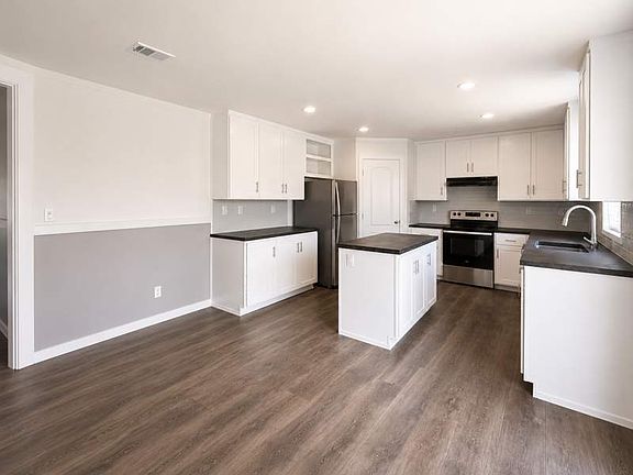 2nd image of 193 Ridge Way