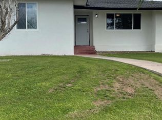 2401 Kayoming Way, Bakersfield, CA 93306