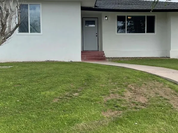 2401 Kayoming Way, Bakersfield, CA 93306