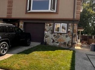 41 Goller Pl, Staten Island, NY 10314