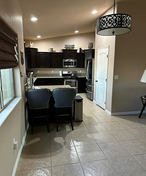 2214 Edgewood Dr — Photo 5