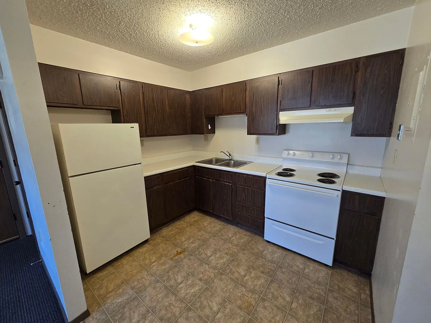 Tiger Rentals: Victoria Gardens — Photo 2