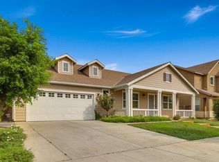 474 E Cambridge Dr, Reedley, CA 93654