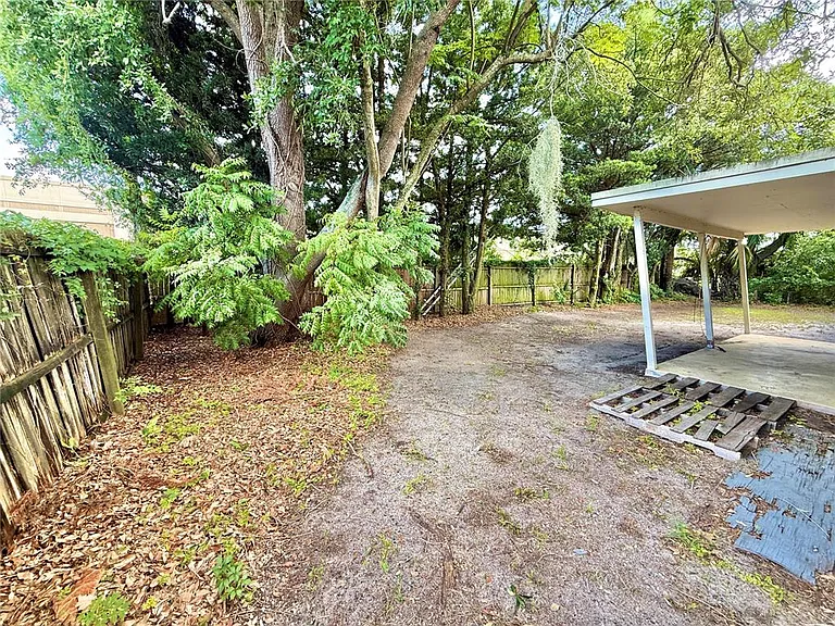2810 Flowertree Rd — Photo 26