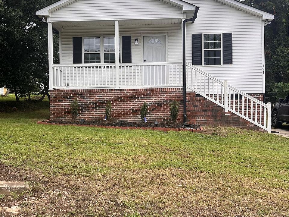2nd image of 191 Mahan St SW