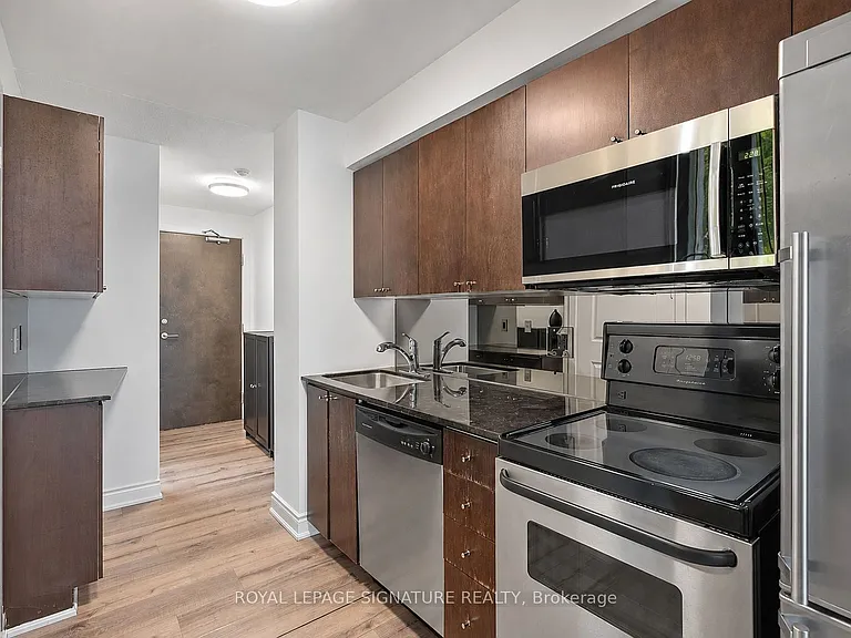 50 Lynn Williams St #614 — Photo 6