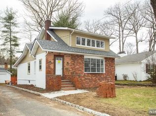 368 Durie Ave, Closter, NJ 07624