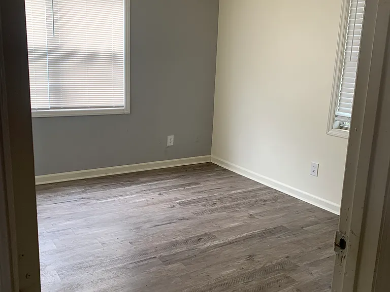1120 Carlton Ave #304 — Photo 12