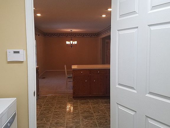 Kitchen, dining room