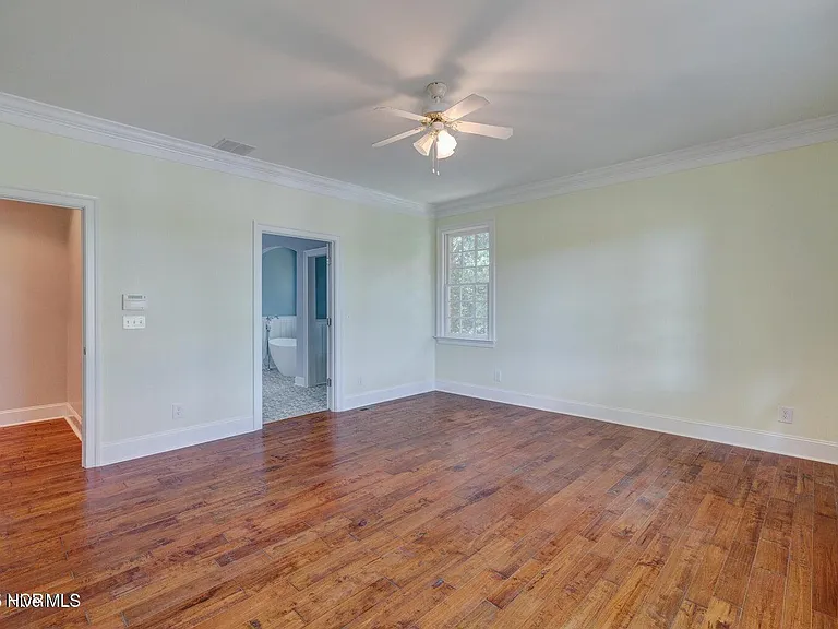 140 River Woods Dr — Photo 19