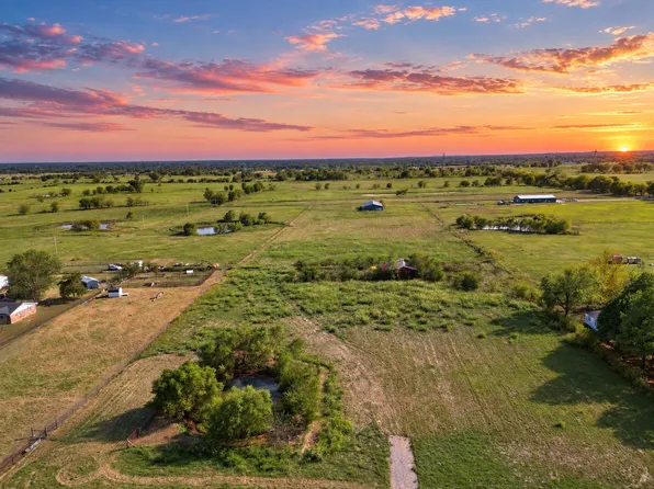 21255 W Skelly Rd, Haskell, OK 74436