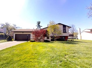 2755 Oakridge Ct, Columbus, OH 43221