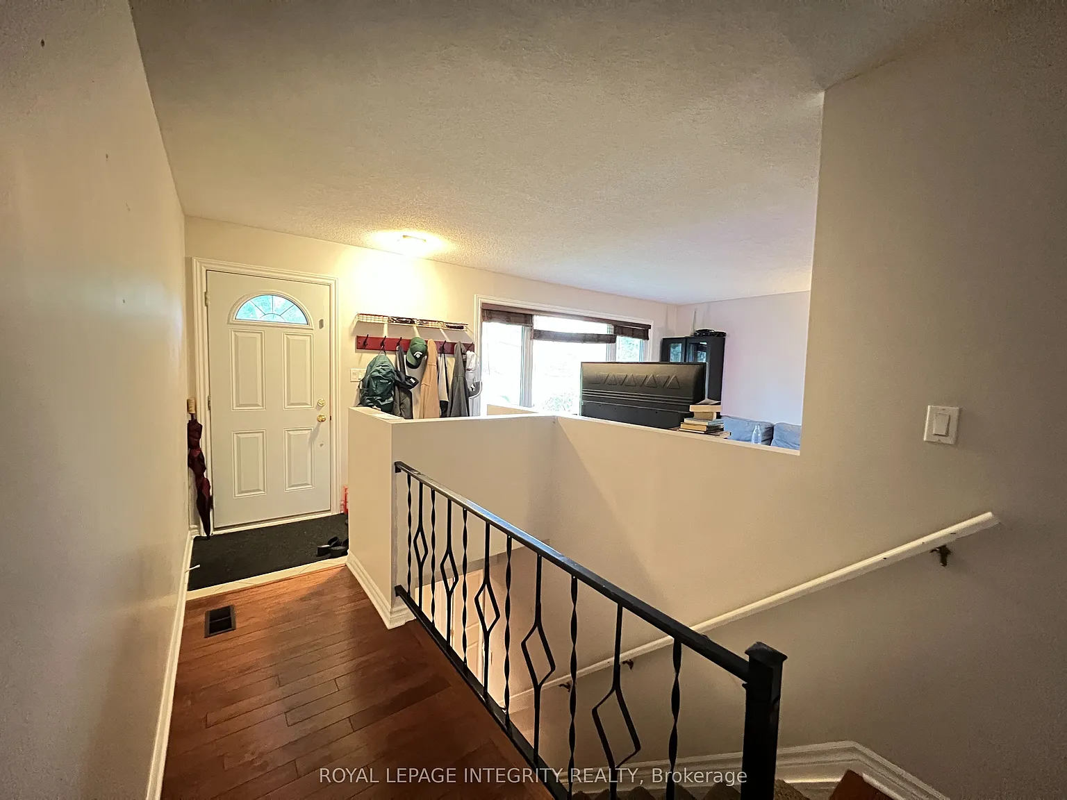 4 bed, $2,850 — Photo 3