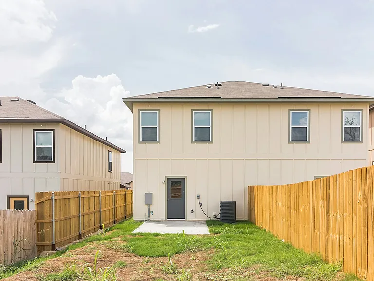 125 Peruna Dr — Photo 10