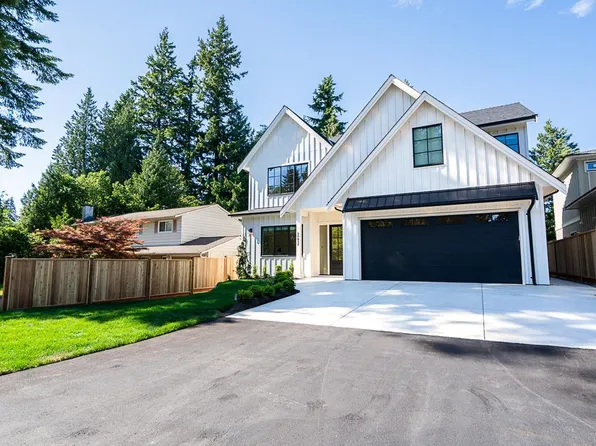 20837 45a Ave, Langley, BC V3A 7H1