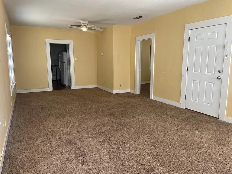 421 Kirkwood St — Photo 4