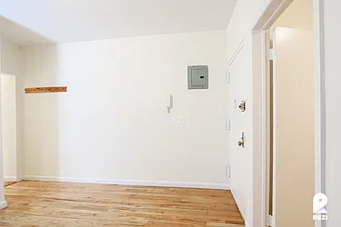 Rented by REZI