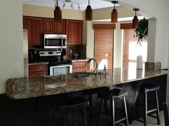 4th image of 29 Cedar Cir