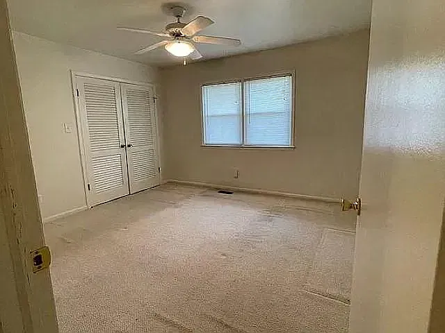 3 bed, 1350 sqft, $1,900 — Photo 4