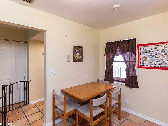 4th image of 2142 NW 45th Ave #424