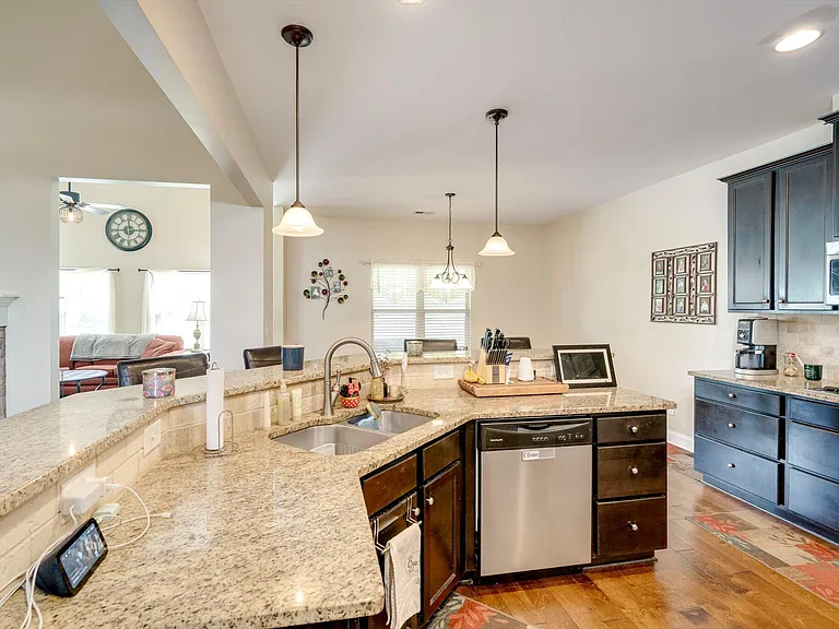 520 Equinox Loop — Photo 17
