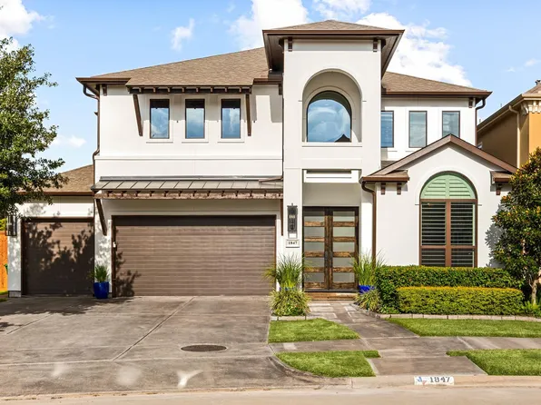 1847 Candlelight Place Dr, Houston, TX 77018