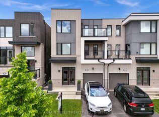 6 Vaudeville Dr, Toronto, ON M8W0B5