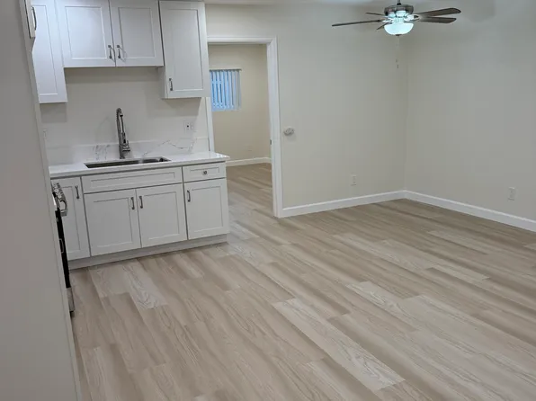 2722 Vanderbilt Ln #2, Redondo Beach, CA 90278