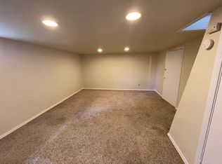 Large 2Bedroom 1Bathroom Duplex w/ Attached Private Garage Available in Beacon Hill!, Seattle, WA 98144