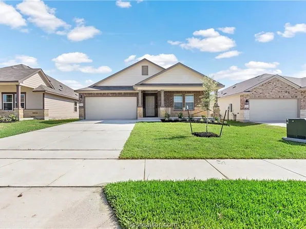 2119 Chief St, Bryan, TX 77807