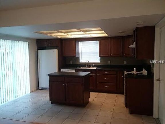 3rd image of 1150 Westwood Dr